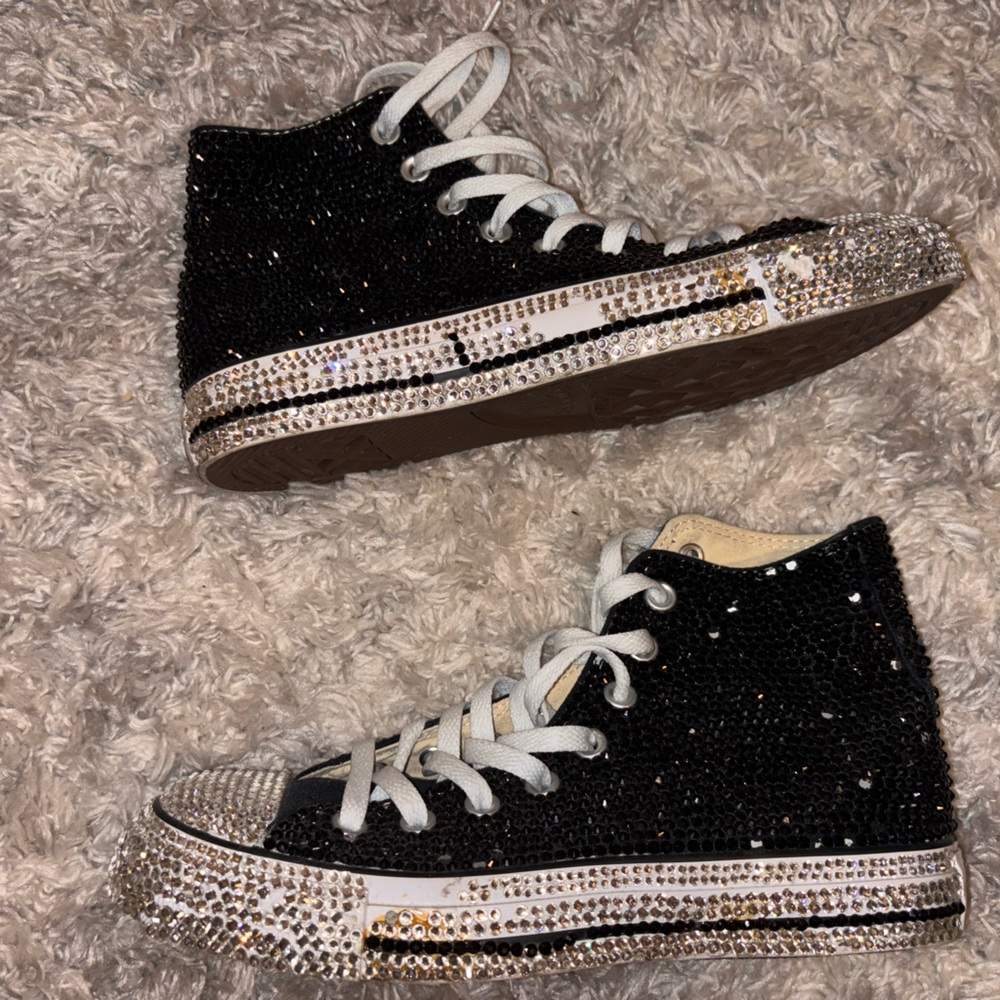 Custom Rhinestone Converse - Picture 2 of 8